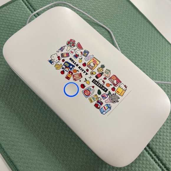 Casetify x Hello Kitty UV Sanitizer White - Picture 1 of 8
